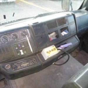 foto pumi 24m/9m3 beton mieszarka+pompa 8x4 MAN +Sermac