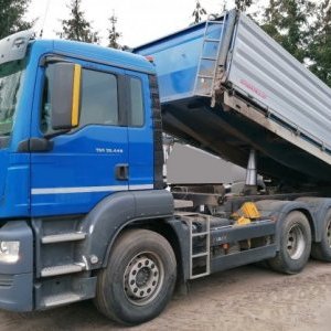 foto 8x4 MAN 37/32t wywrotka tridem EUR6