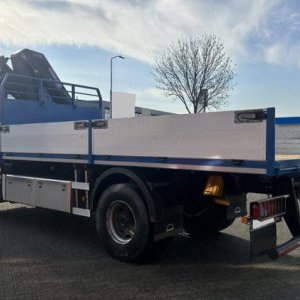 foto 4x4 MAN TGM 18.290 + HMF