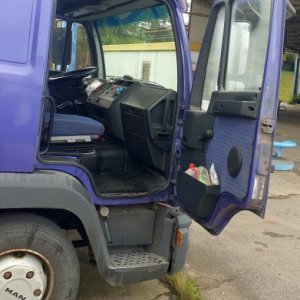 foto 6.7m3 ADR diesel zysterna 2x 3.350 ltr MAN 9.5t spanie