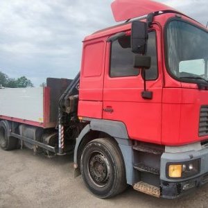 foto 6x2 MAN 6.3m spanie+HR Hiab 102 dzwig